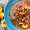 Juha iz lisičk – Slovensk kantarellsuppe
