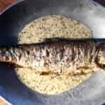 Truite sauce marjolaine – Fransk ørret i meriansaus