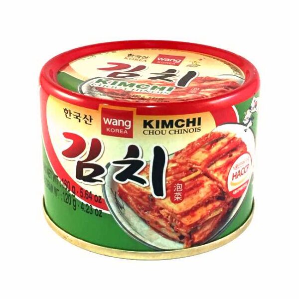 Kimchi (fermentert, krydret napakål) fra den koreanske produsenten Wang, boks à 160 g